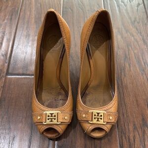 Tory Burch leather peep toe shoe